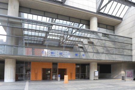 東京オペラシティ・新国立劇場